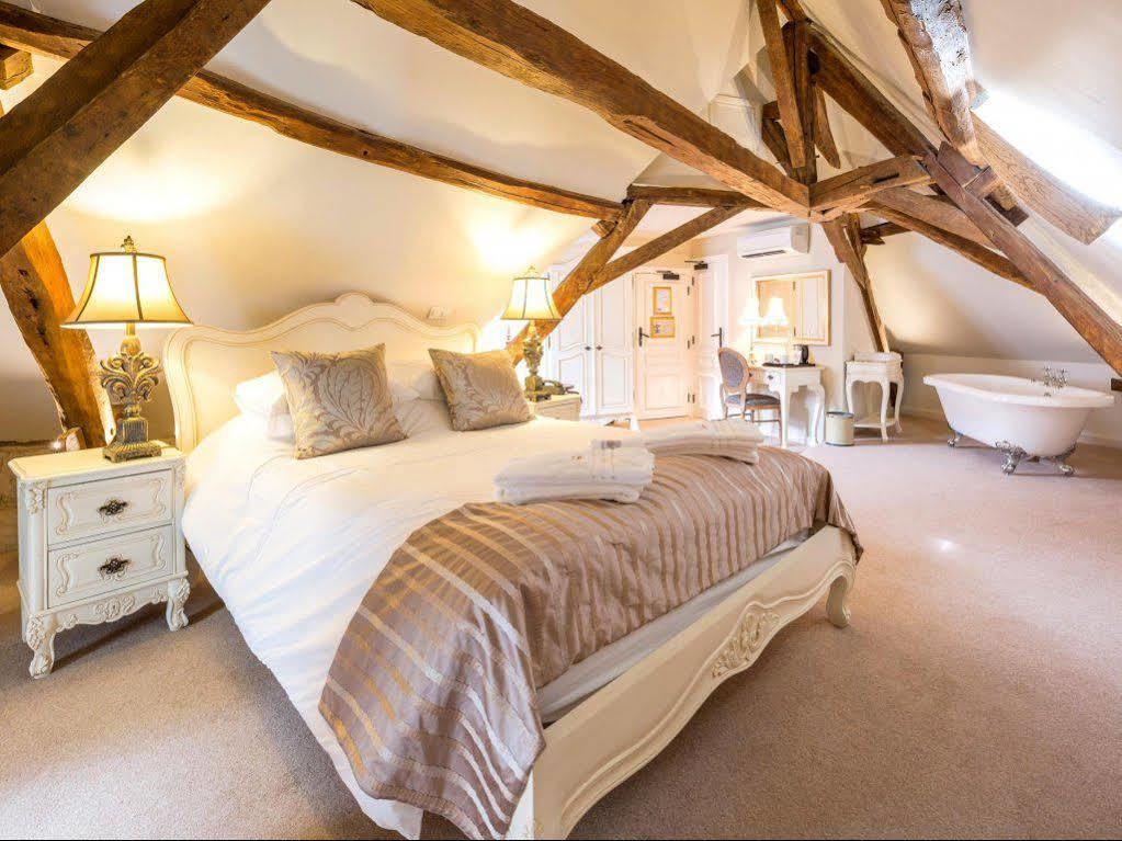 Logis Hotel De France La Chartre-sur-le-Loir Dış mekan fotoğraf