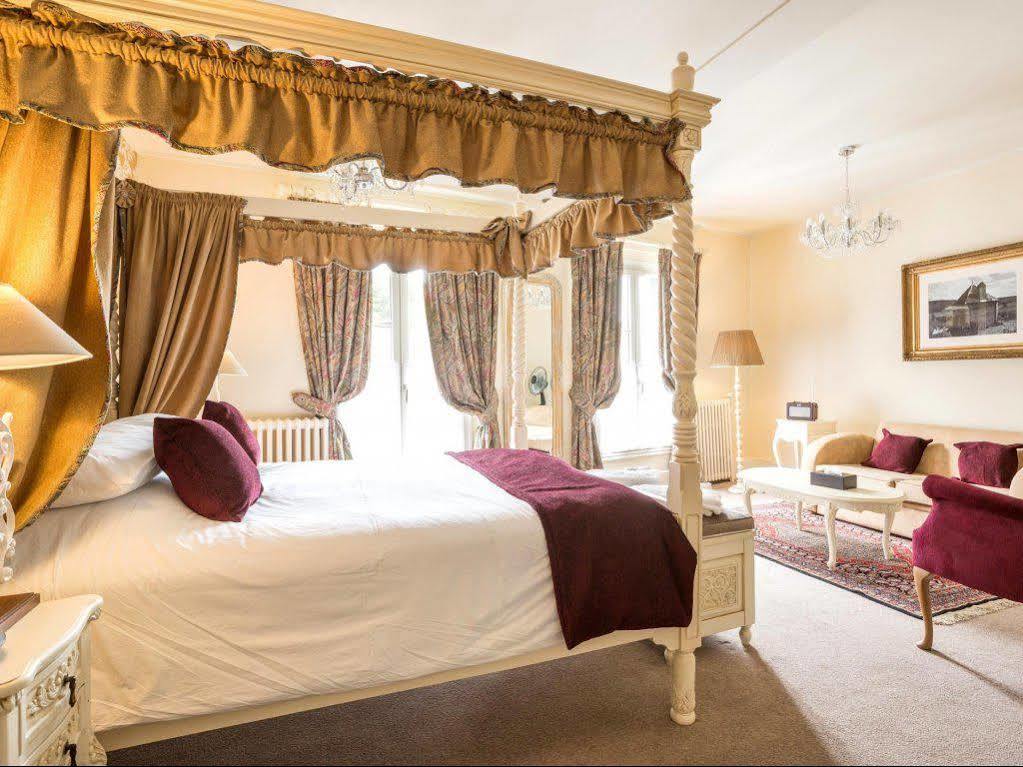 Logis Hotel De France La Chartre-sur-le-Loir Dış mekan fotoğraf